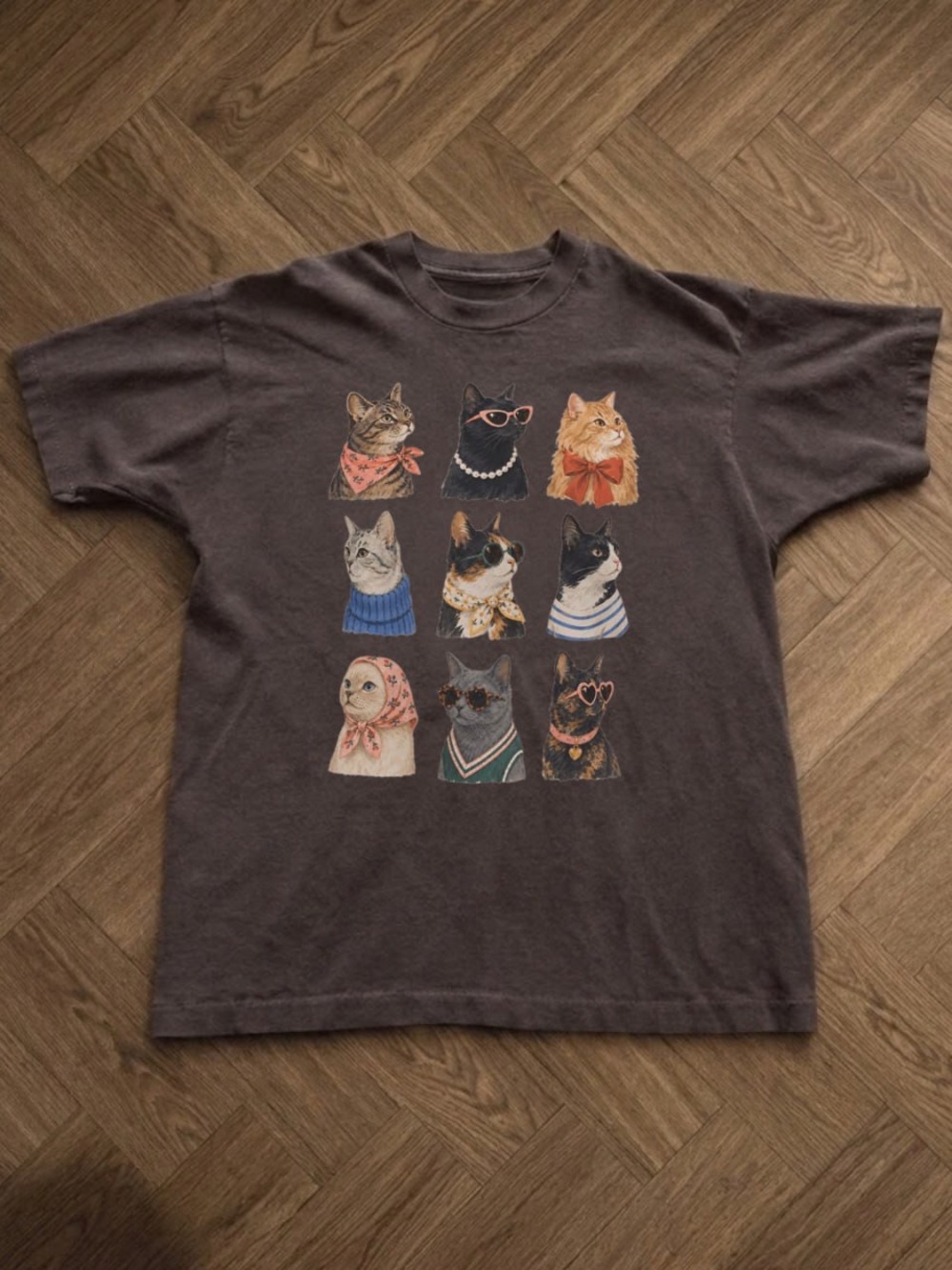 Graphic Cat Portraits Tee - Brown